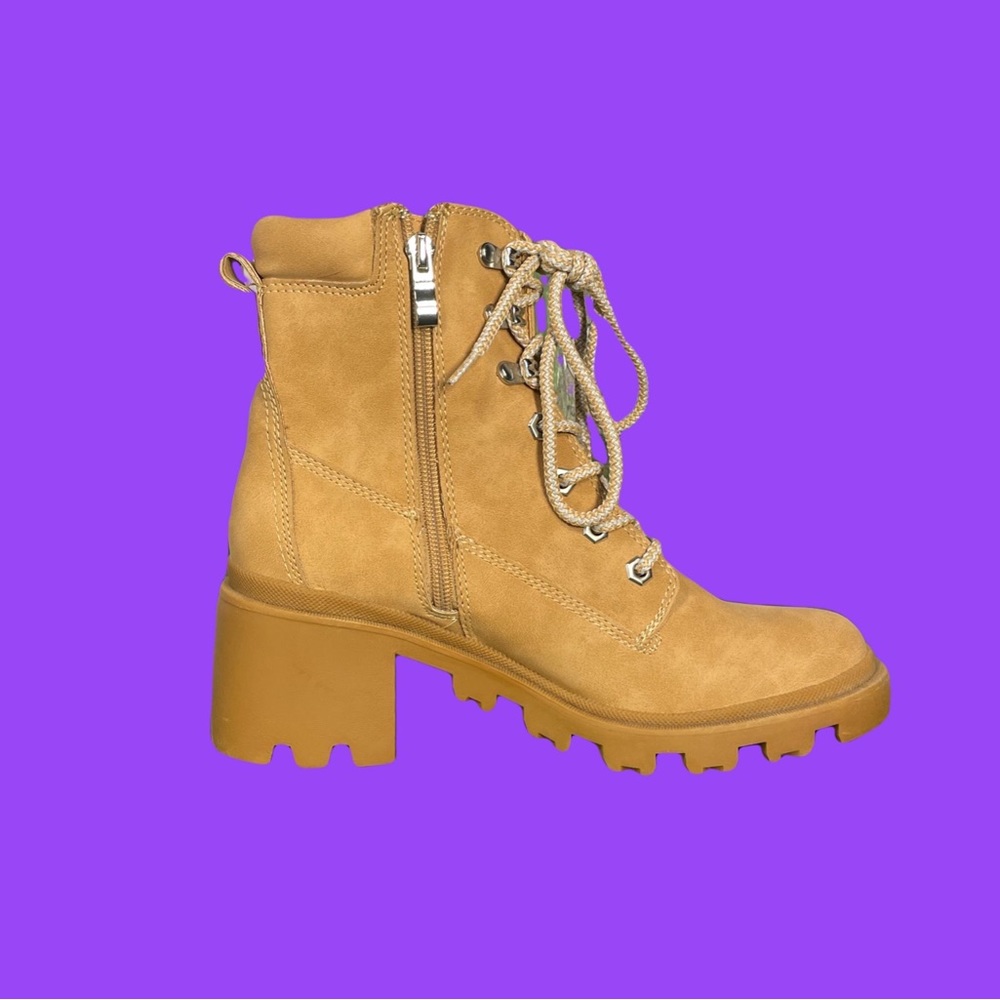 Brand new tan ankle boots